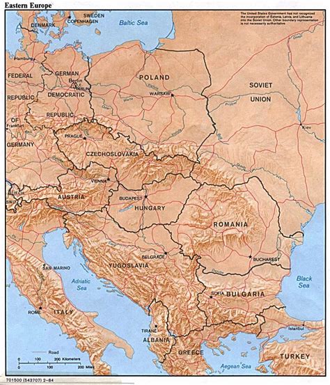 Dec 16, 2021 · Katarzyna Murawska-Muthesius, Imaging and Mapping Eastern Europe (New York and Oxford: Routledge, 2021), 252 PP. Imaging and Mapping Eastern Europe is a broad survey of images, created mainly in Britain, showing maps, people, landscapes, and cartoons of Eastern Europe. The author presents a long-durée analysis that extends from the Renaissance to present times and goes through diverse mediums ... 